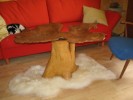 Möbelskulptur als Couchtisch auf Schafpelz Kirschbaum Länge ca.120 cm 1450,-
Holzkunst Holzskulptur wood art home accessoire skulptur000023